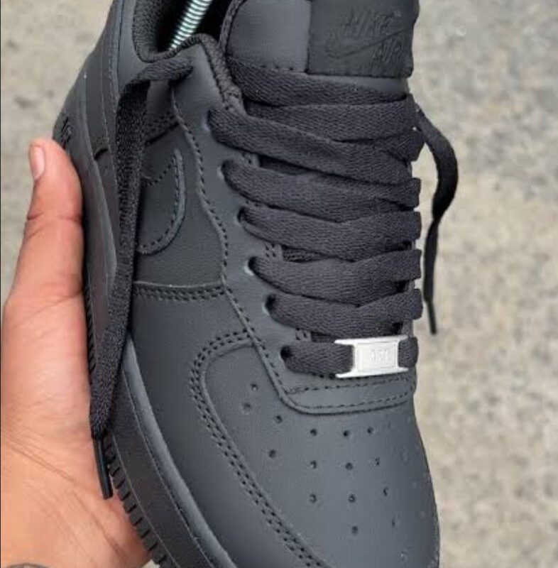 Nike Air Force 1 "Triple Black"